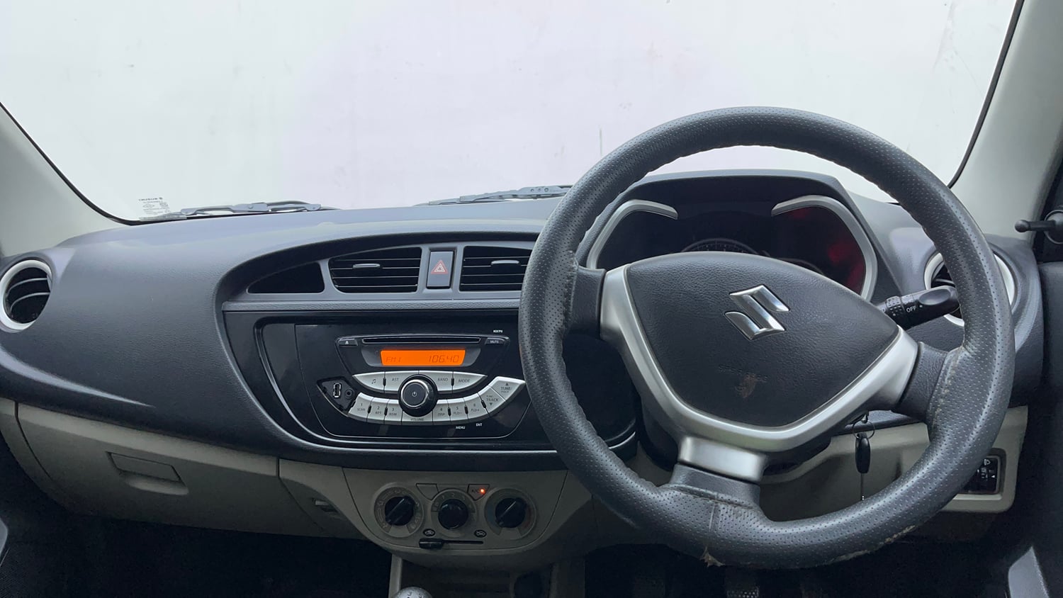 Used 2015 Maruti Suzuki Alto K10 VXi (O) Petrol Manual interior DASHBOARD VIEW
