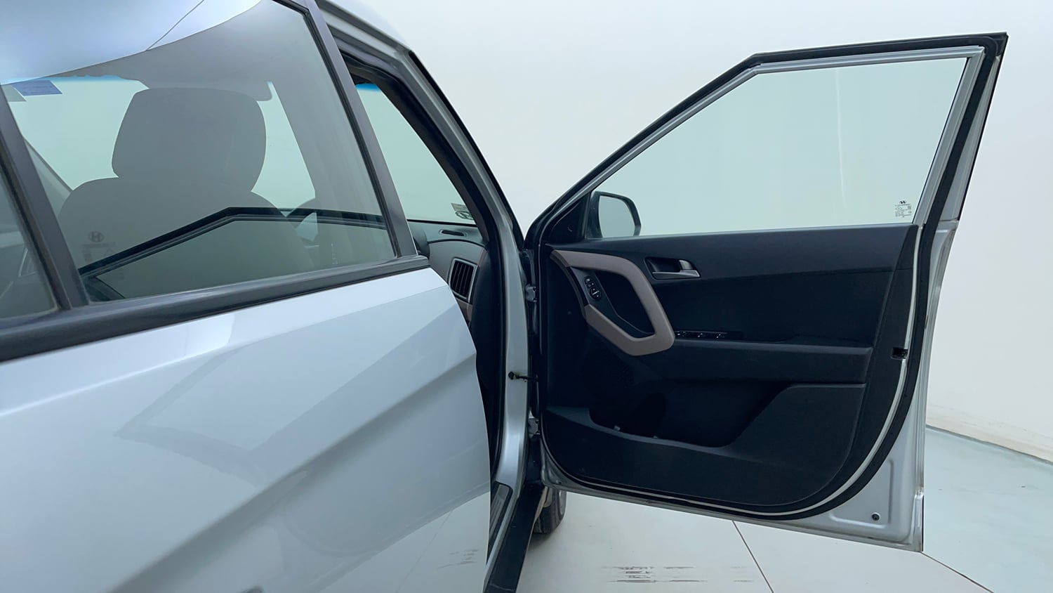 Used 2016 Hyundai Creta 1.6 SX Plus Petrol Petrol Manual interior RIGHT FRONT DOOR OPEN VIEW