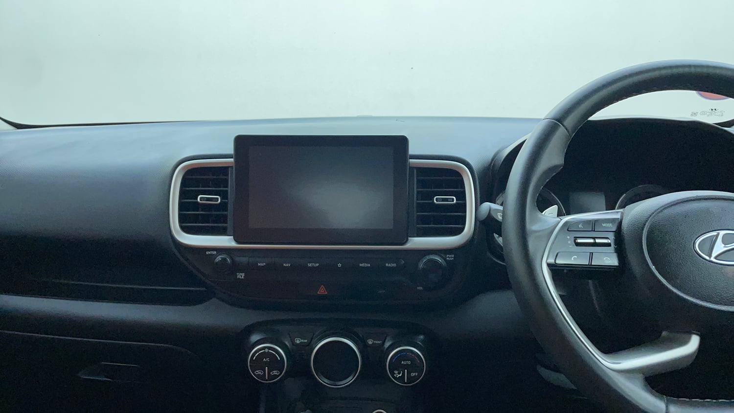 Used 2021 Hyundai Venue SX Plus 1.0 Turbo DCT Petrol Automatic interior MUSIC SYSTEM & AC CONTROL VIEW