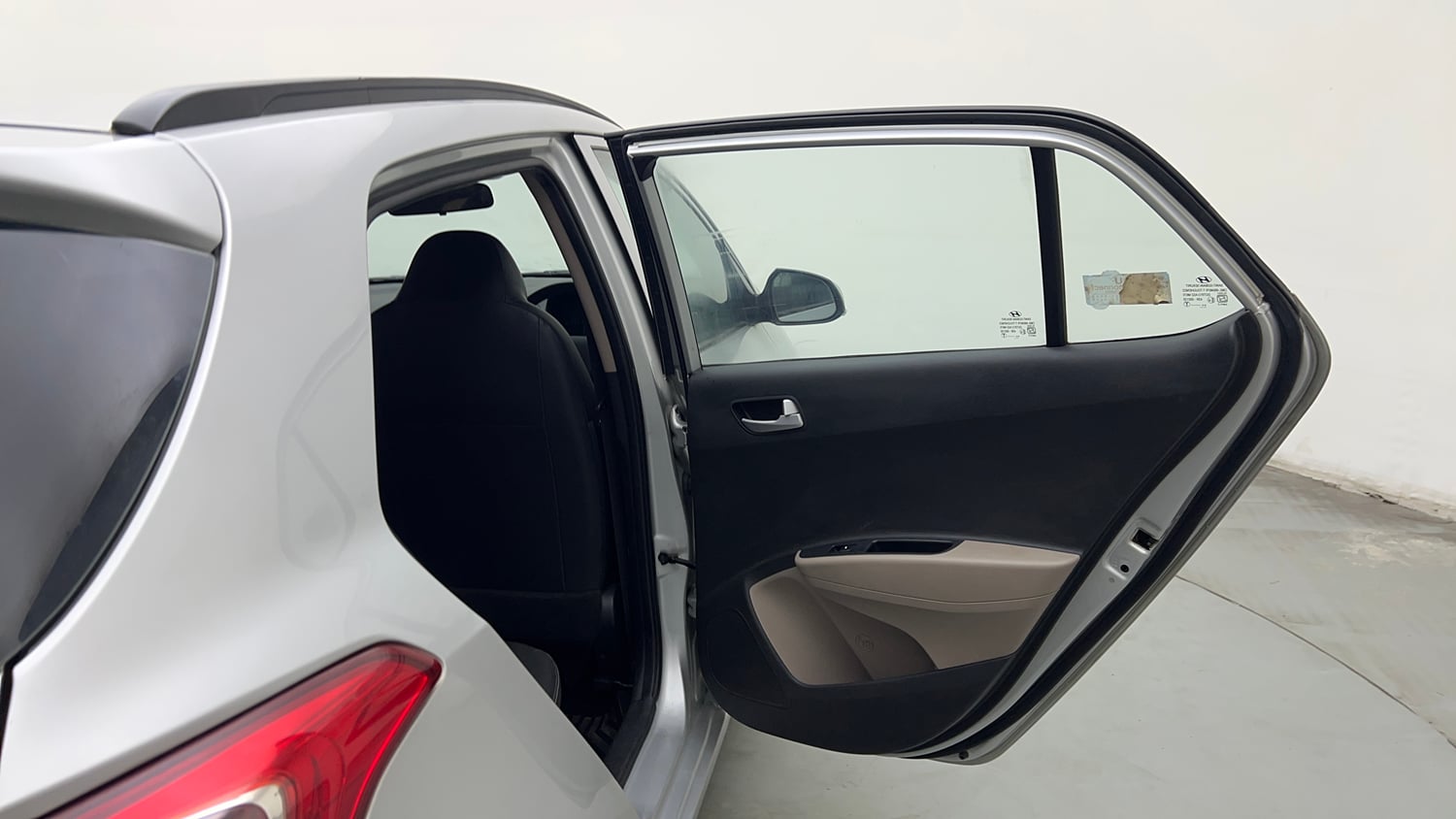 Used 2016 Hyundai Grand i10 Sportz 1.2 Kappa VTVT Petrol Manual interior RIGHT REAR DOOR OPEN VIEW
