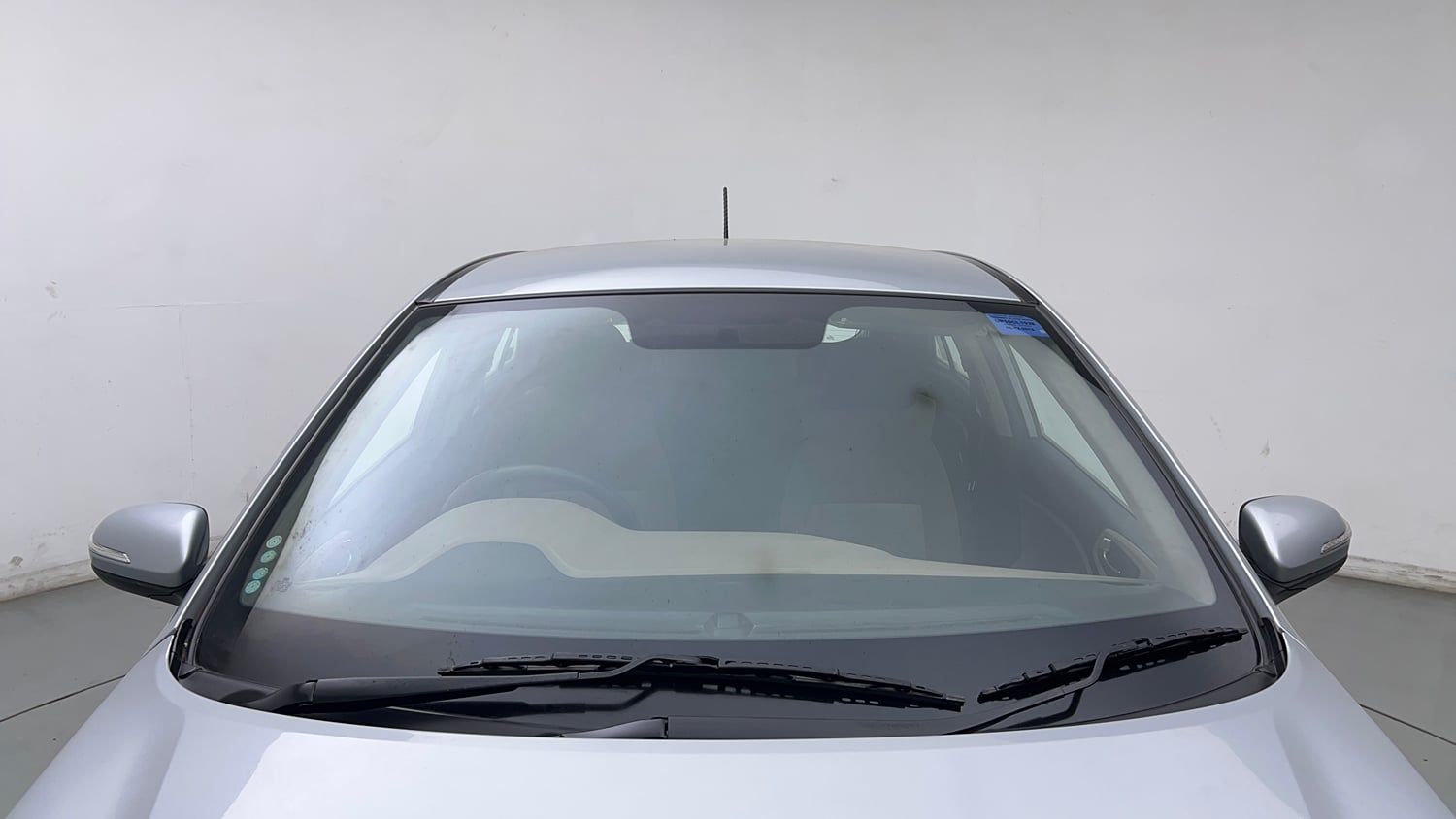 Used 2019 Hyundai Elite i20 Asta 1.2 (O) CVT Petrol Automatic exterior FRONT WINDSHIELD VIEW