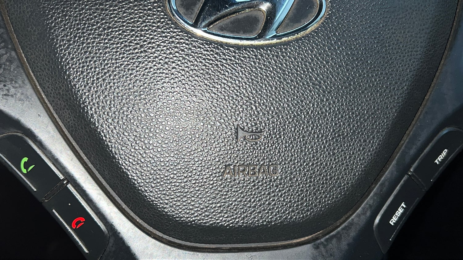 Used 2016 Hyundai Grand i10 Sportz 1.2 Kappa VTVT Petrol Manual top_features Airbags