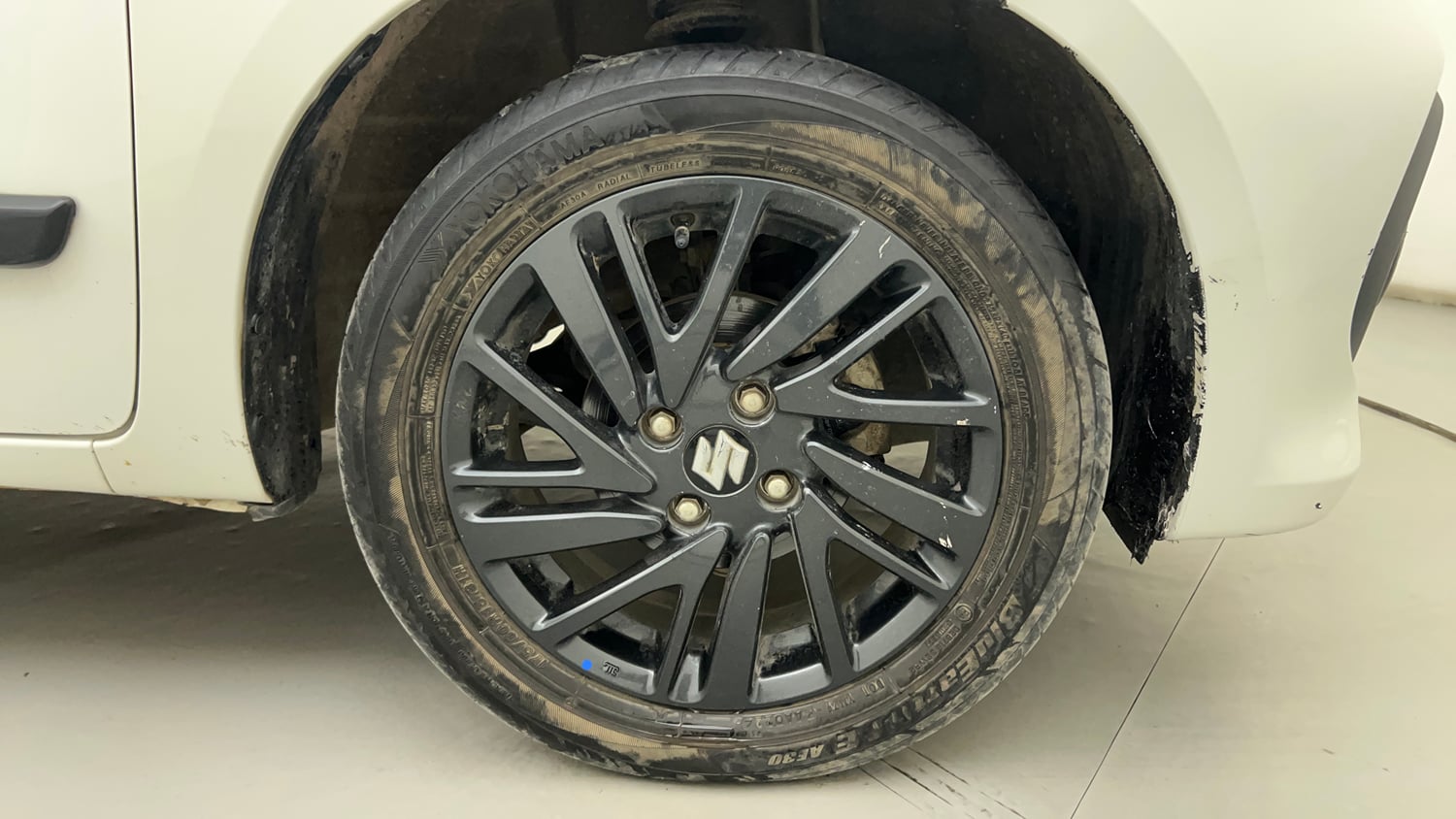 Used 2024 Maruti Suzuki Celerio ZXi Plus Petrol Manual tyres RIGHT FRONT TYRE RIM VIEW