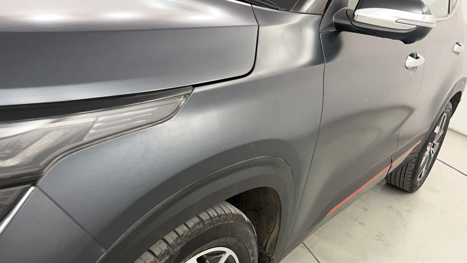 Used 2022 Kia Seltos X Line 1.4 DCT Petrol Automatic dents MINOR SCRATCH