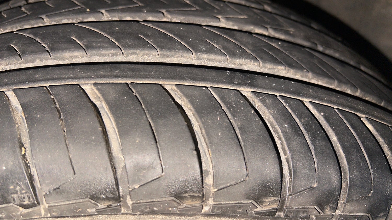 Used 2021 Honda City ZX CVT Petrol Petrol Automatic tyres LEFT FRONT TYRE TREAD VIEW