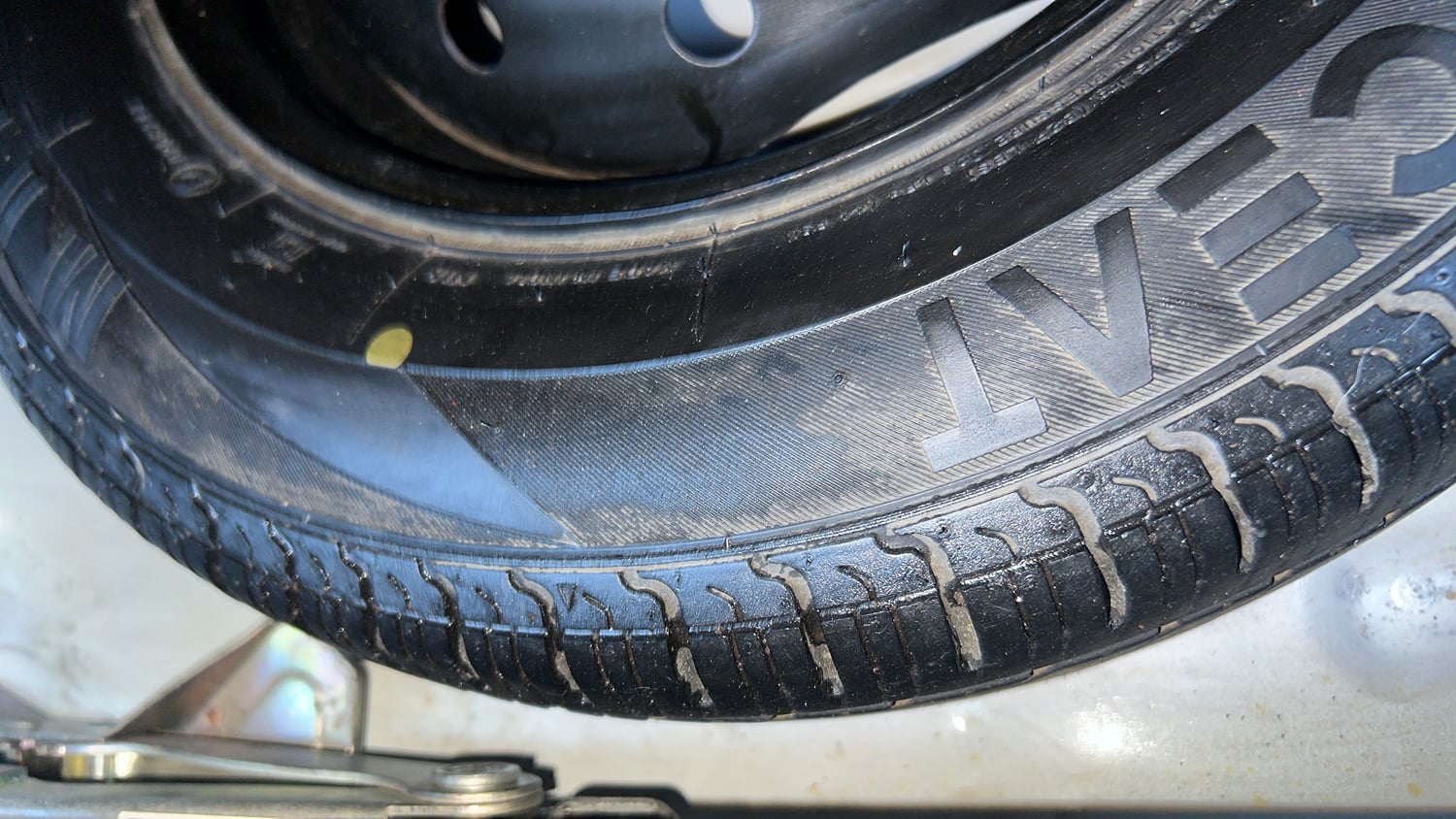 Used 2019 Maruti Suzuki Alto 800 VXi Petrol Manual tyres SPARE TYRE VIEW