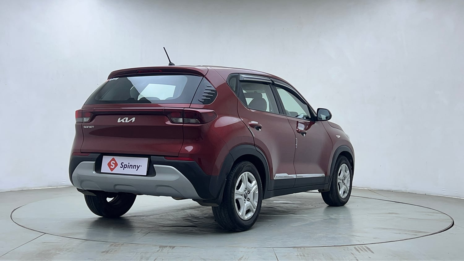Used 2023 Kia Sonet HTK 1.2 Petrol MT Petrol Manual exterior RIGHT REAR CORNER VIEW