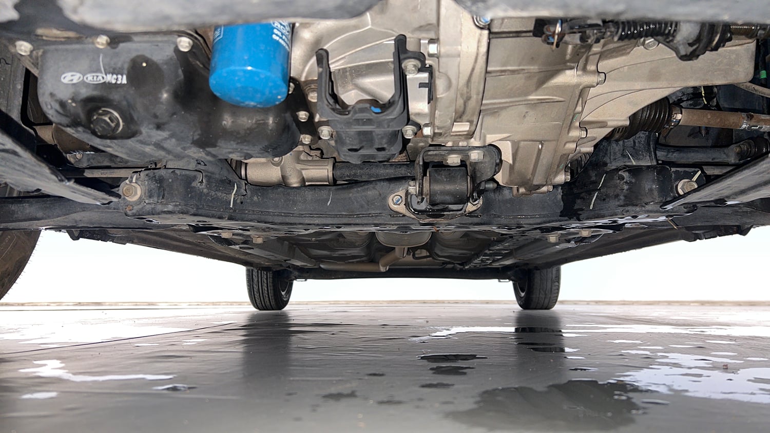 Used 2017 Hyundai Grand i10 Asta 1.2 Kappa VTVT Petrol Manual extra FRONT LEFT UNDERBODY VIEW