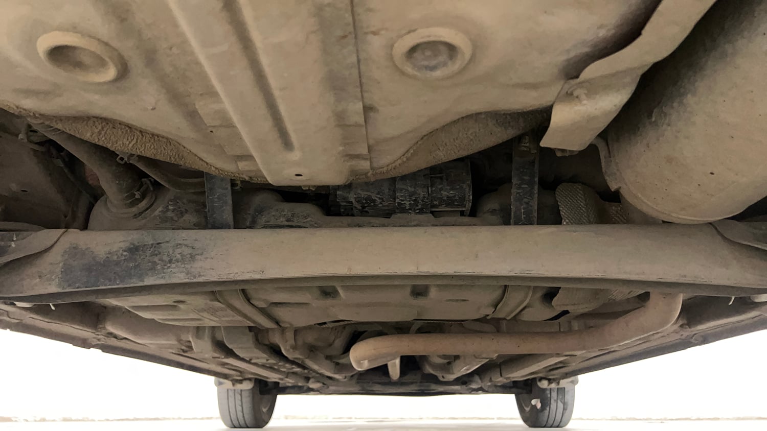 Used 2018 Hyundai Elite i20 Asta 1.2 (O) Petrol Manual extra REAR UNDERBODY VIEW (TAKEN FROM REAR)