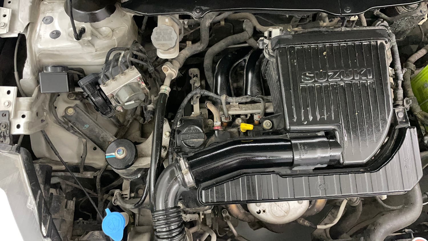 Used 2016 Maruti Suzuki Ciaz VXi+ Petrol Manual engine ENGINE RIGHT SIDE VIEW