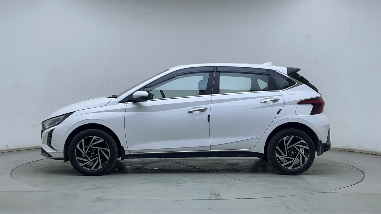 Used 2026 Hyundai New i20 Asta (O) 1.2 IVT Petrol Automatic exterior LEFT SIDE VIEW