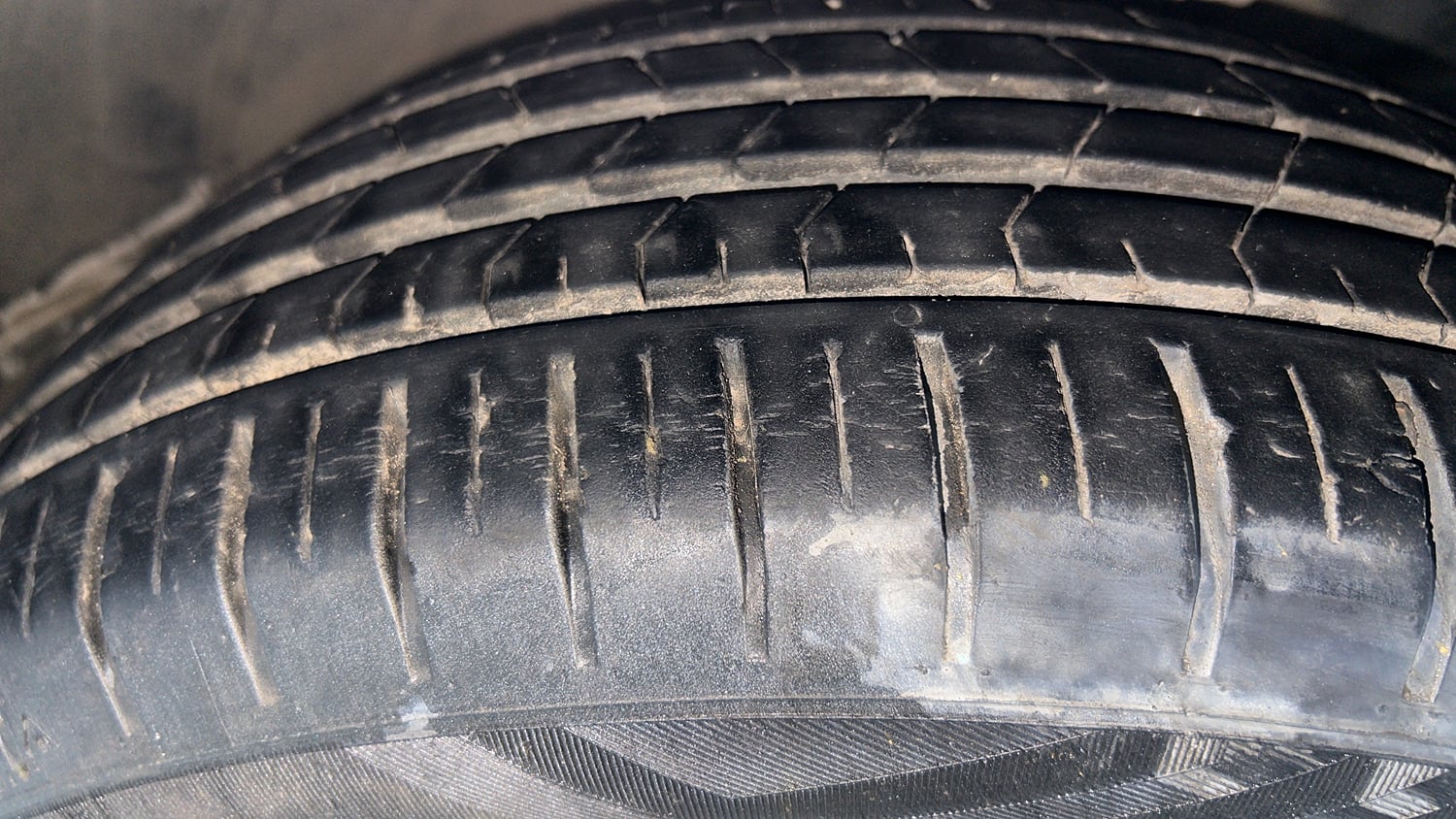 Used 2022 Maruti Suzuki Baleno Zeta MT Petrol Manual tyres RIGHT FRONT TYRE TREAD VIEW
