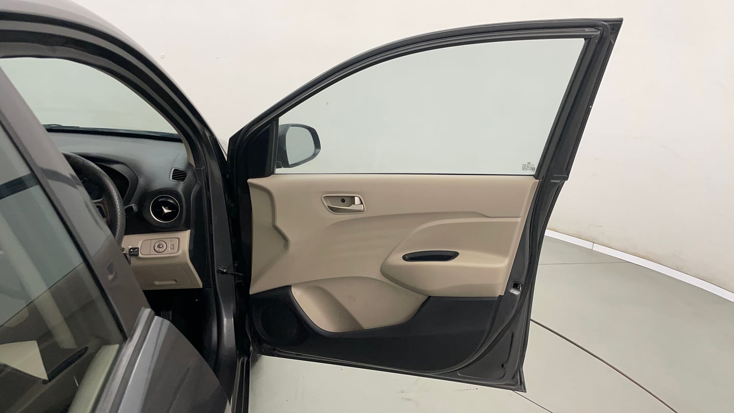 Used 2019 Hyundai Santro Sportz Petrol+CNG (Outside Fitted) Cng Manual interior RIGHT FRONT DOOR OPEN VIEW