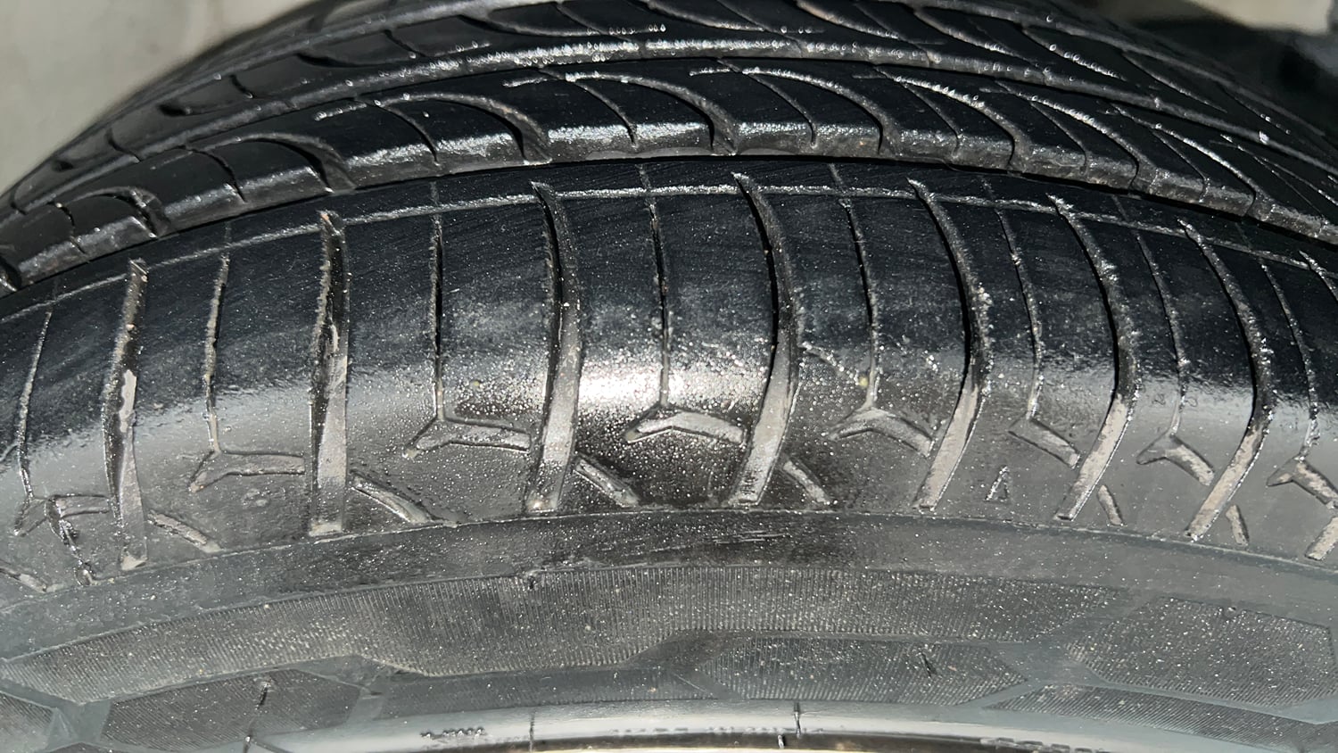 Used 2016 Honda Jazz SV Petrol Petrol Manual tyres RIGHT FRONT TYRE TREAD VIEW