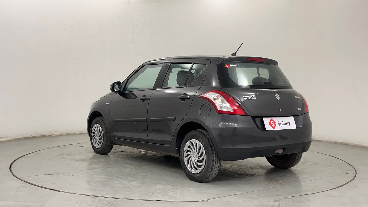 Used 2018 Maruti Suzuki Swift VXI (O) Petrol Manual exterior LEFT REAR CORNER VIEW