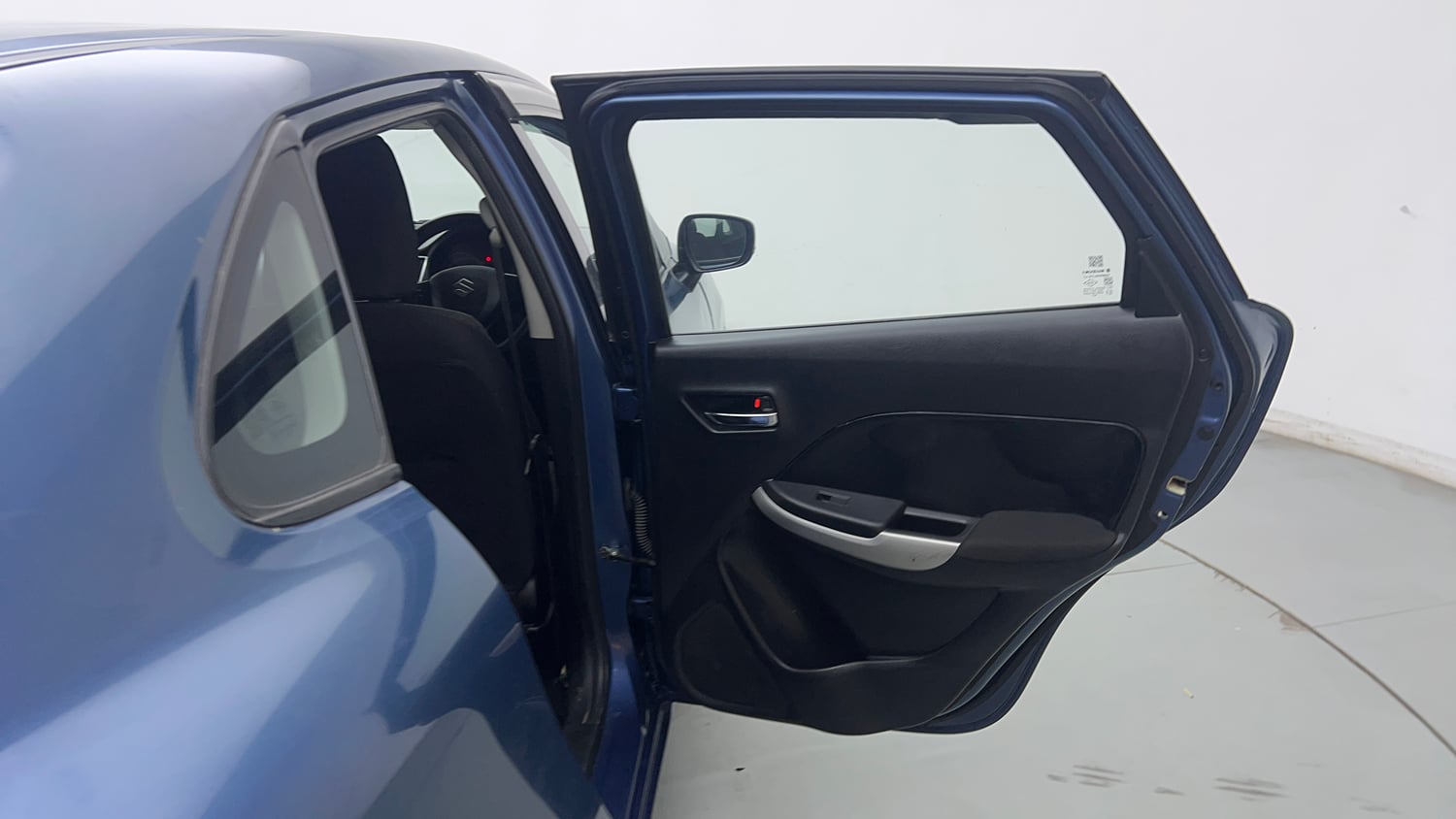 Used 2016 Maruti Suzuki Baleno Delta 1.2 Petrol Manual interior RIGHT REAR DOOR OPEN VIEW