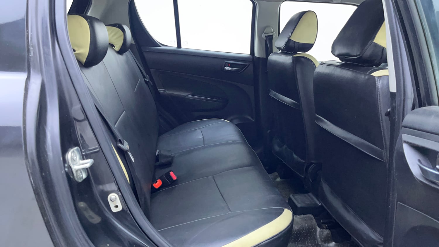 Used 2012 Maruti Suzuki Swift VXi Petrol Manual interior RIGHT SIDE REAR DOOR CABIN VIEW