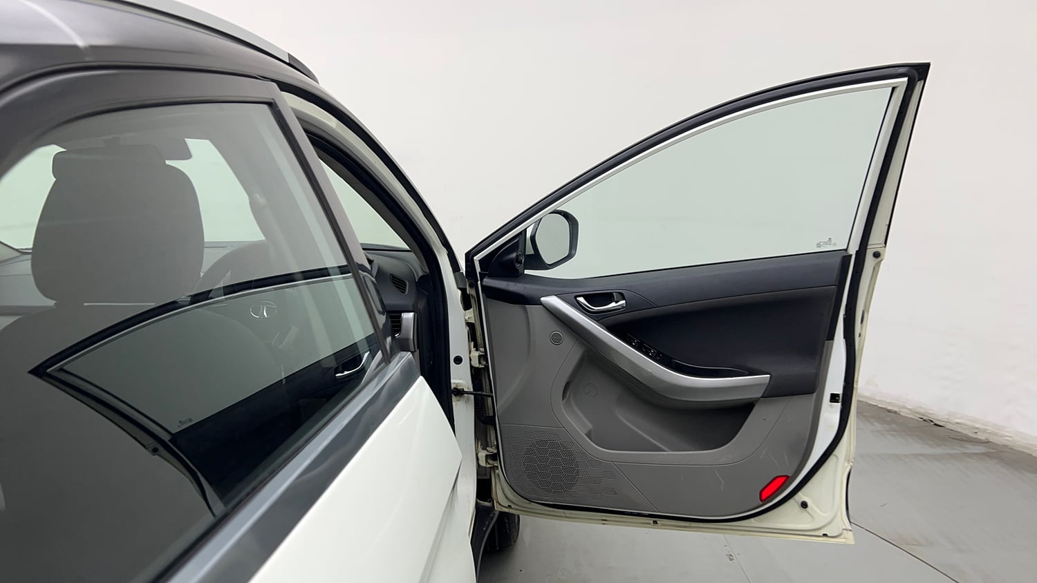 Used 2018 Tata Nexon XZA Plus Petrol Petrol Automatic interior RIGHT FRONT DOOR OPEN VIEW
