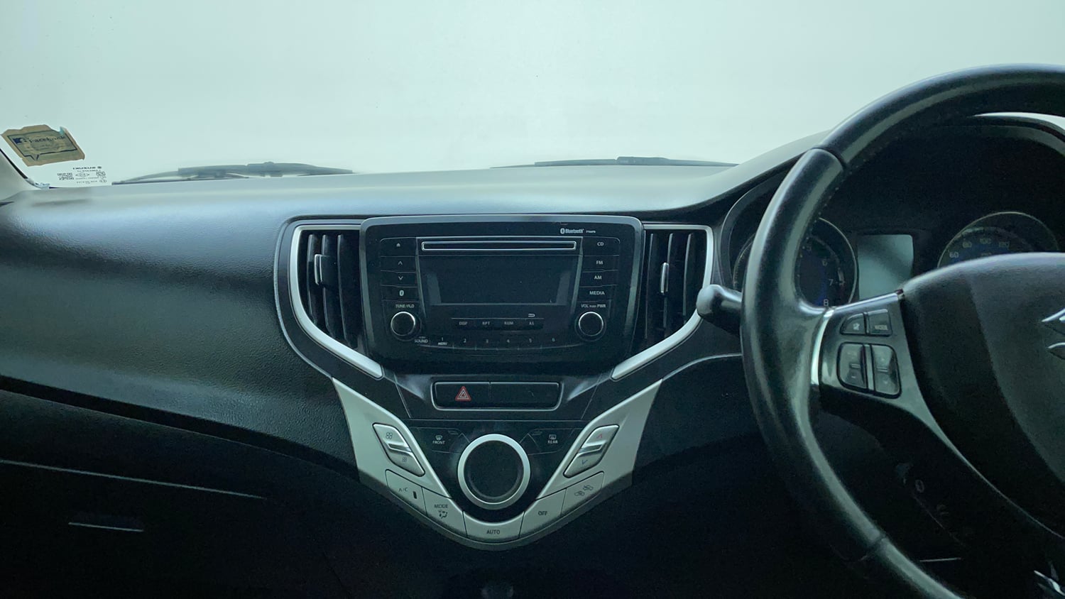 Used 2016 Maruti Suzuki Baleno Zeta 1.2 Petrol Manual interior MUSIC SYSTEM & AC CONTROL VIEW