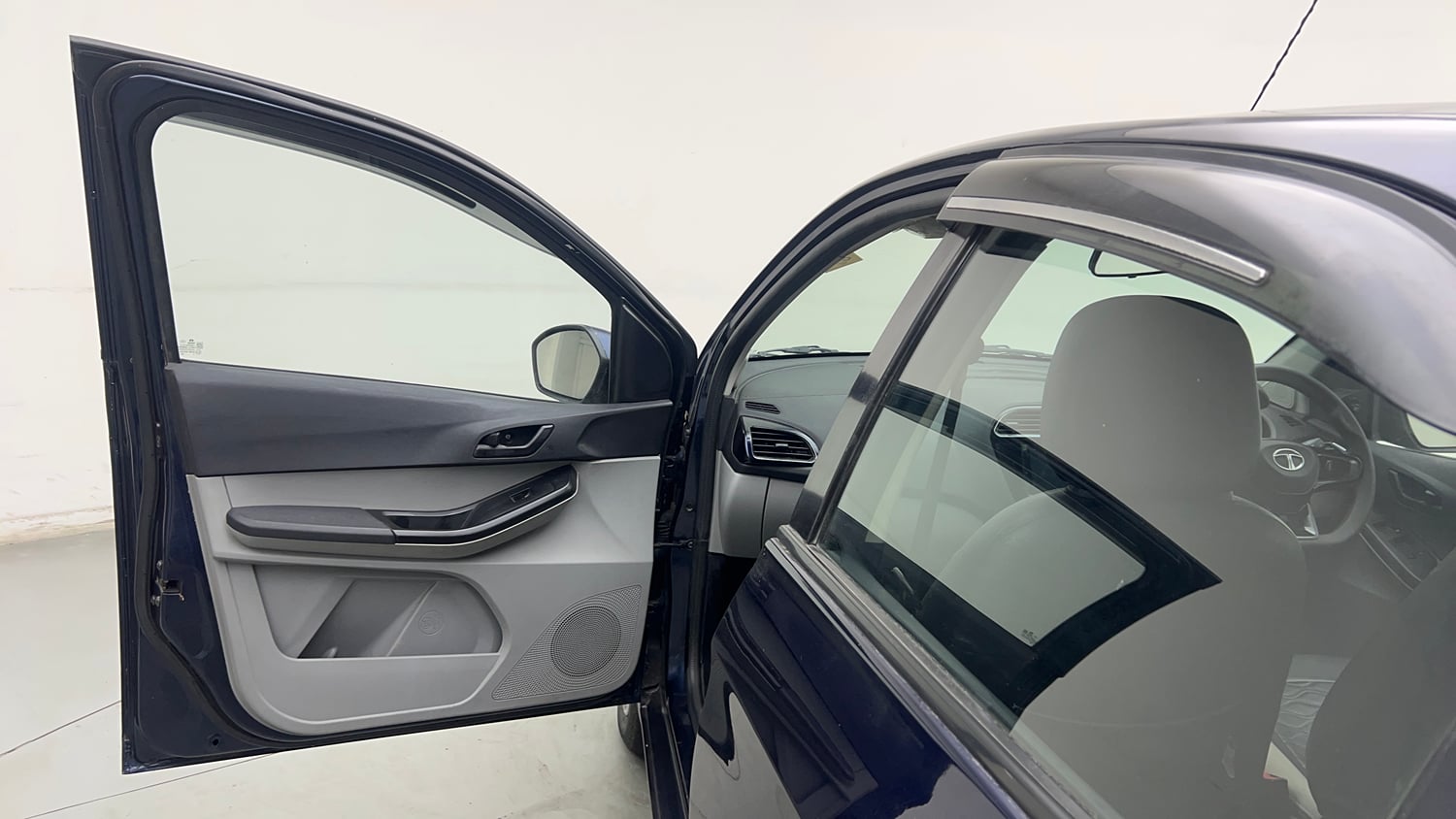 Used 2021 Tata Tiago XZ CNG( Outside Fitted ) Cng Manual interior LEFT FRONT DOOR OPEN VIEW