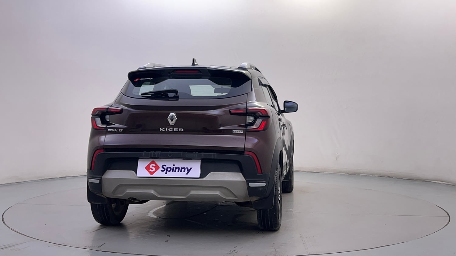 Used 2021 Renault Kiger RXZ AMT Dual Tone Petrol Automatic exterior RIGHT REAR CORNER VIEW