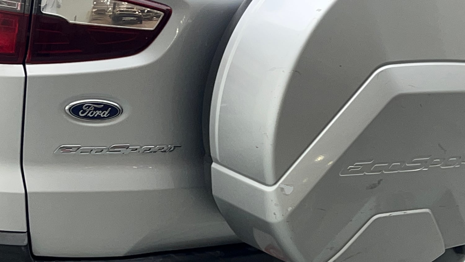 Used 2021 Ford EcoSport S MT 1.5 Ti-VCT Petrol Manual dents MINOR SCRATCH