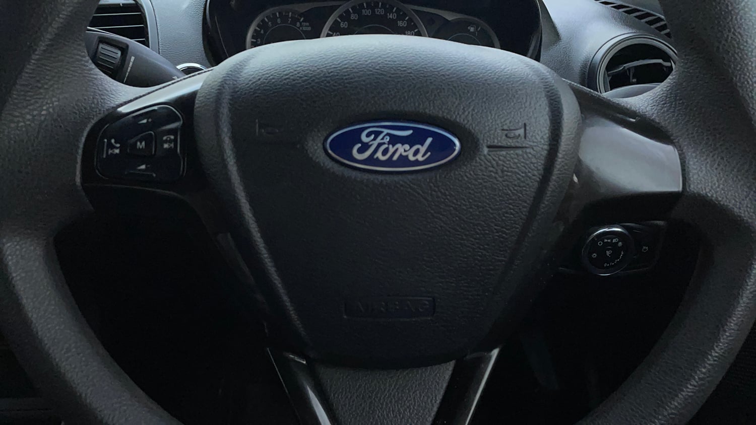 Used 2021 Ford Freestyle Titanium Plus 1.2 Ti-VCT Petrol Manual top_features Airbags