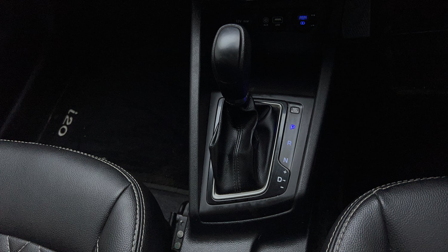 Used 2018 Hyundai Elite i20 Asta 1.2 AT Petrol Automatic interior GEAR  KNOB VIEW