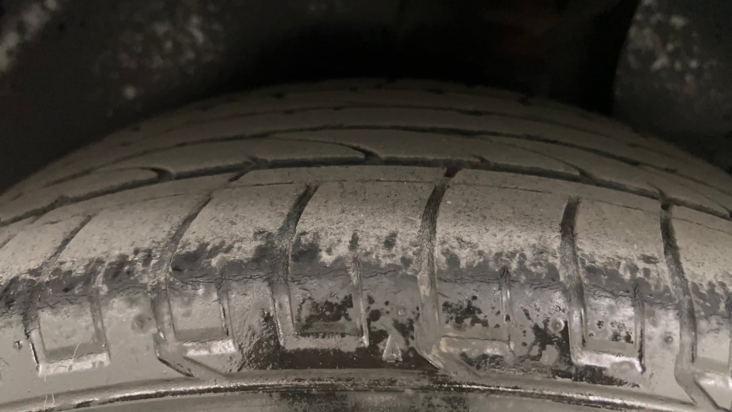 Used 2019 Hyundai Creta SX 1.6 AT Petrol Petrol Automatic tyres LEFT REAR TYRE TREAD VIEW