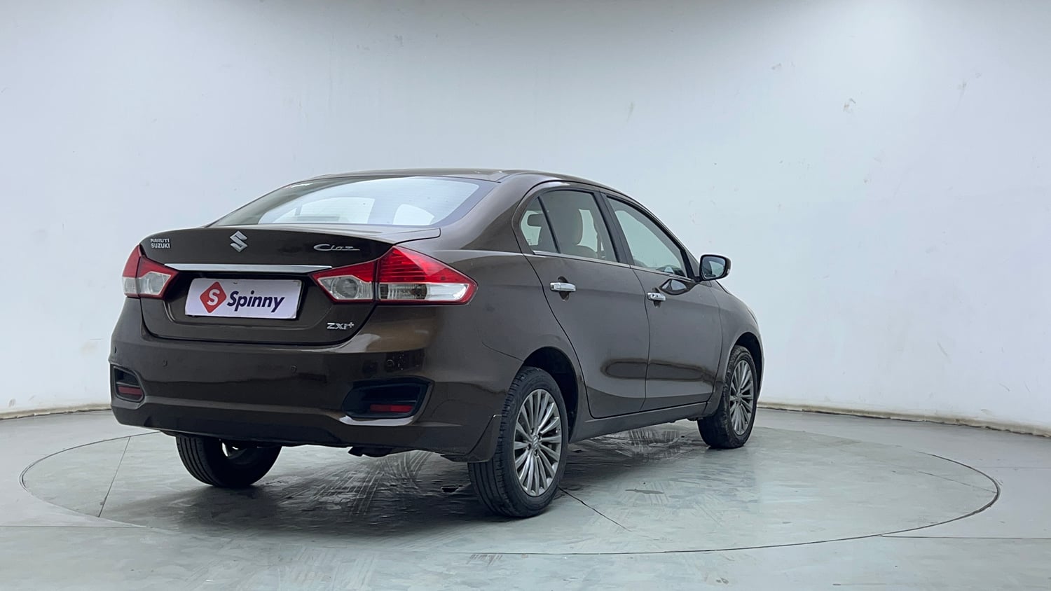 Used 2017 Maruti Suzuki Ciaz ZXI+ Petrol Manual exterior RIGHT REAR CORNER VIEW