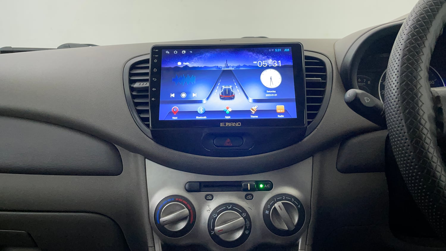 Used 2014 Hyundai i10 Sportz 1.1 iRDE2 Petrol Manual interior MUSIC SYSTEM & AC CONTROL VIEW