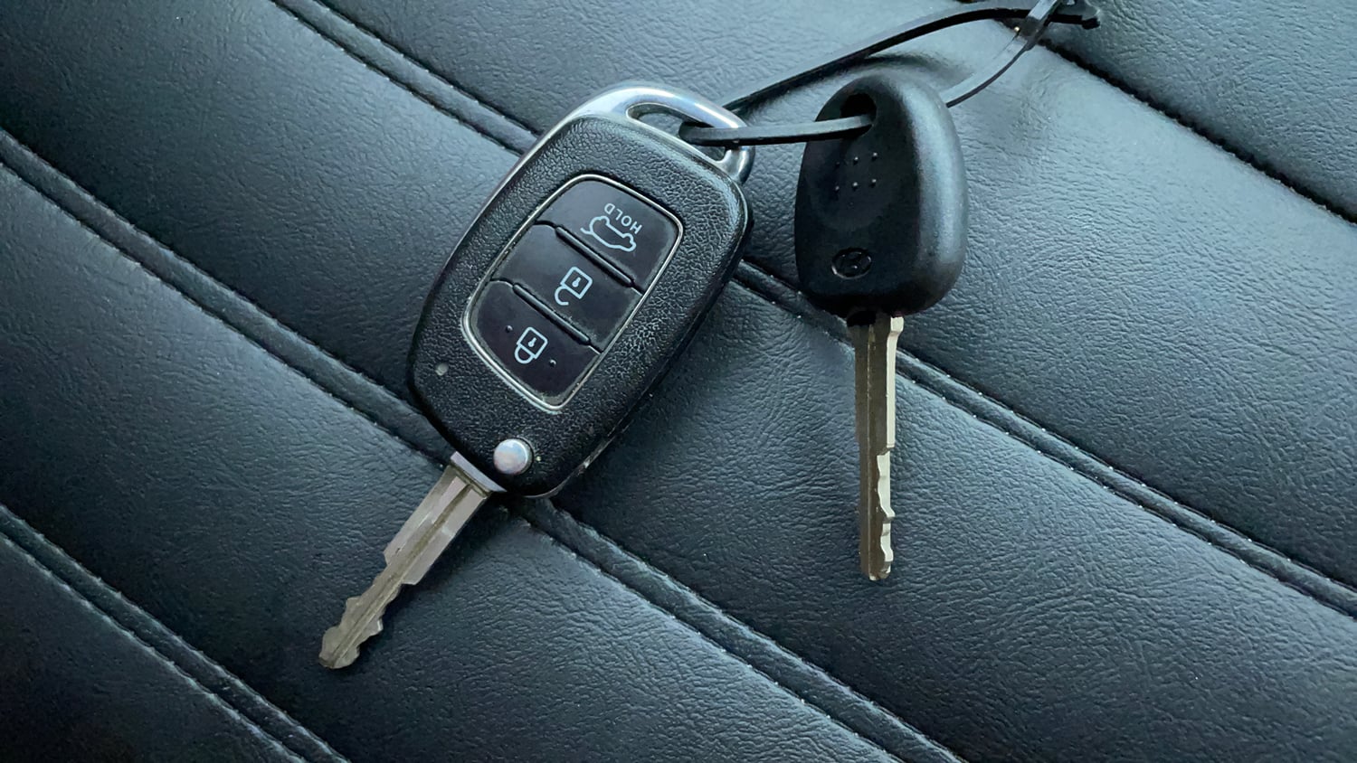 Used 2015 Hyundai Elite i20 Magna 1.2 Petrol Manual extra CAR KEY VIEW