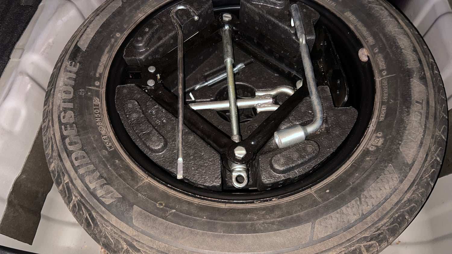 Used 2019 Tata Nexon XZA Plus Petrol Petrol Automatic tyres SPARE TYRE VIEW