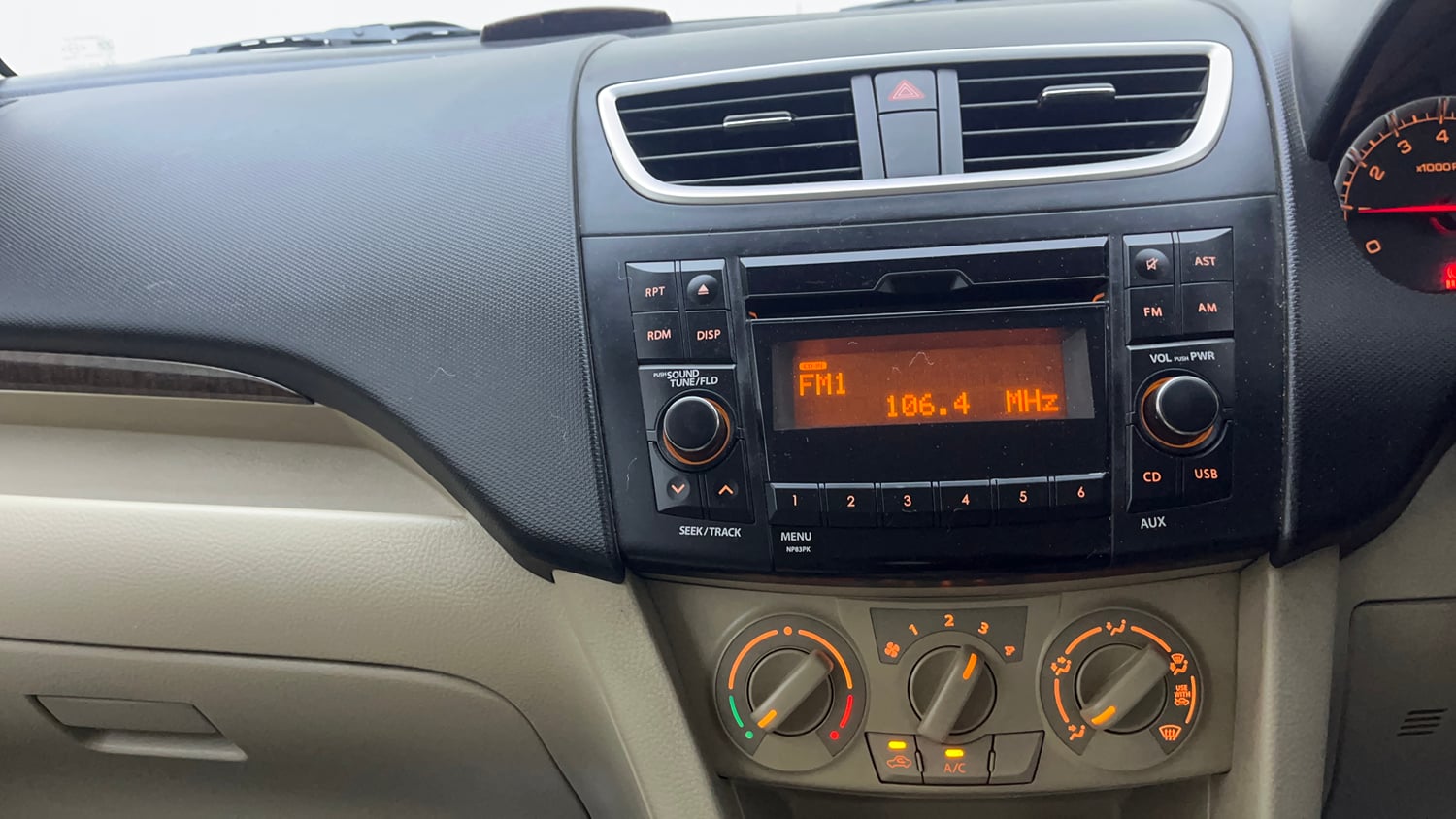 Used 2015 Maruti Suzuki Swift Dzire VXI Petrol Manual interior MUSIC SYSTEM & AC CONTROL VIEW