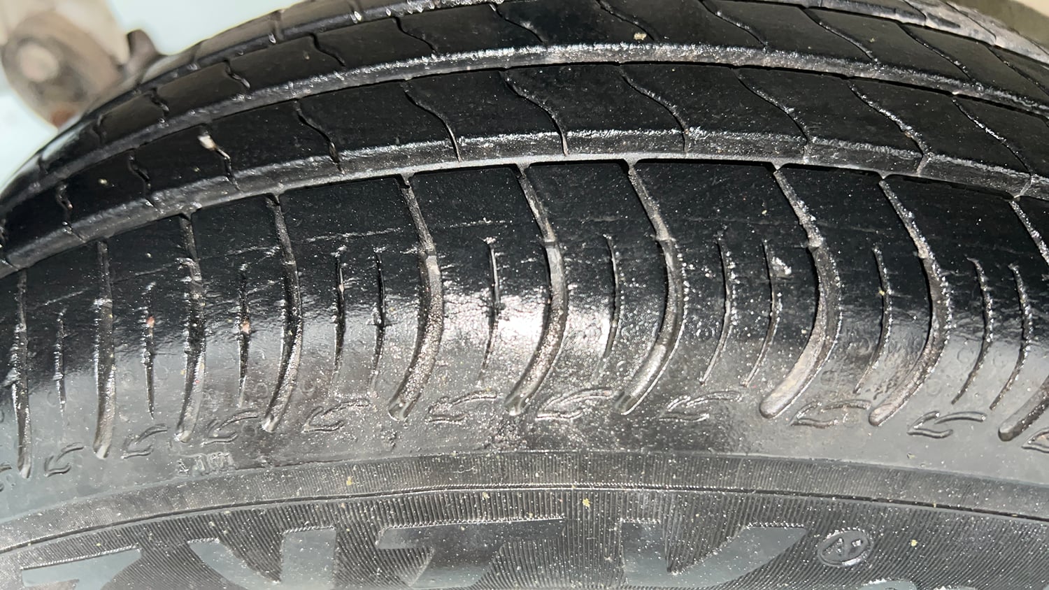 Used 2021 Maruti Suzuki S-Presso VXi Plus Petrol Manual tyres RIGHT REAR TYRE TREAD VIEW