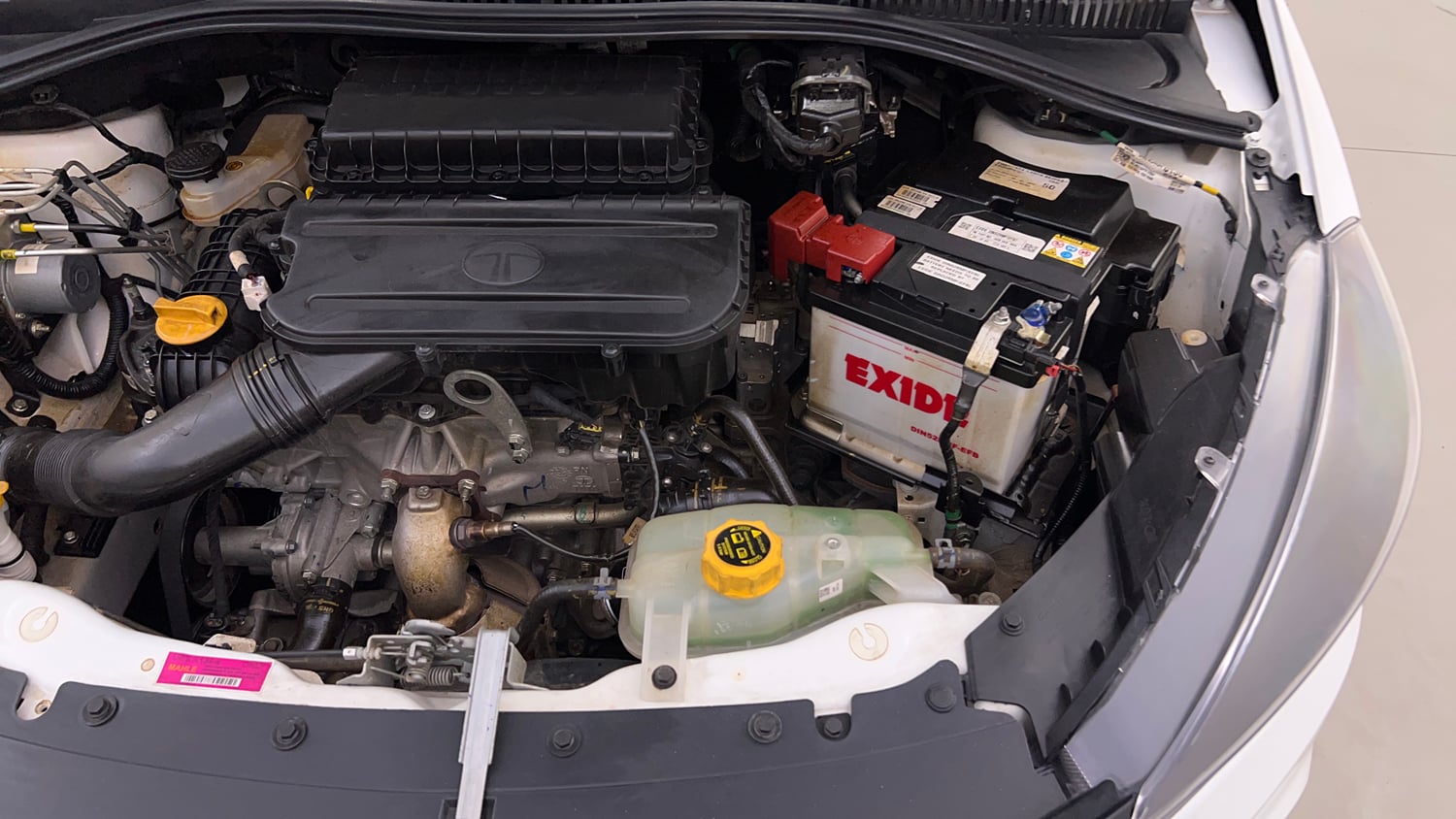 Used 2025 Tata Tiago XTA Petrol Automatic engine ENGINE LEFT SIDE VIEW