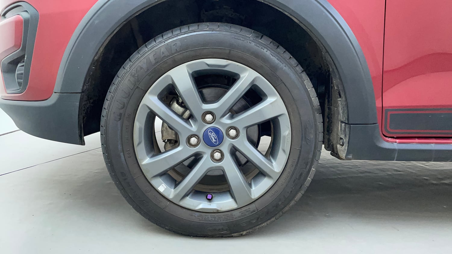 Used 2021 Ford Freestyle Titanium Plus 1.2 Ti-VCT Petrol Manual tyres LEFT FRONT TYRE RIM VIEW