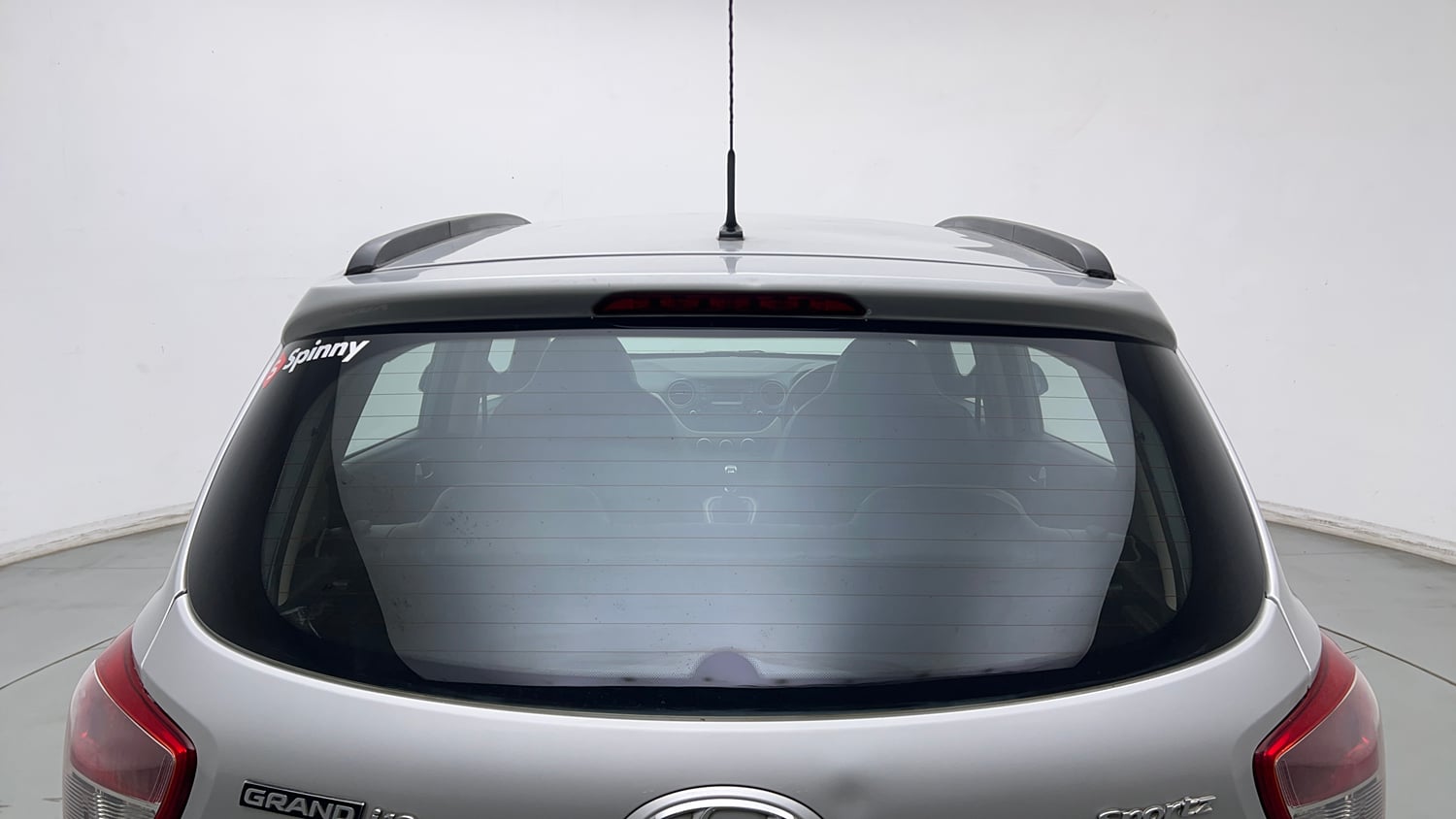 Used 2015 Hyundai Grand i10 Sportz 1.2 Kappa VTVT Petrol Manual exterior BACK WINDSHIELD VIEW