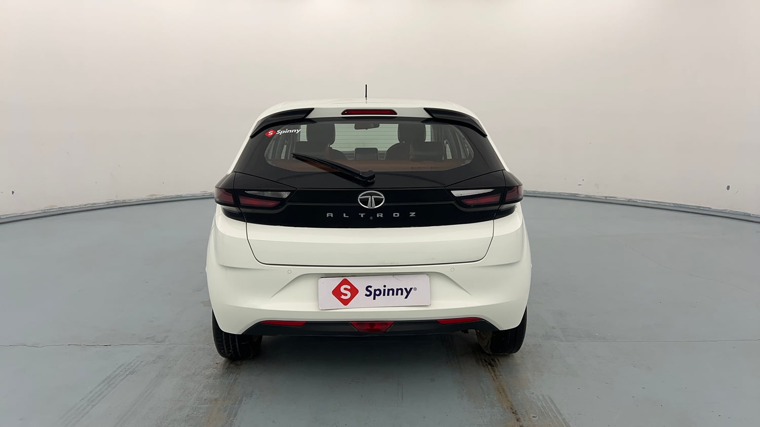 Used 2020 Tata Altroz XZ Petrol Petrol Manual exterior BACK VIEW