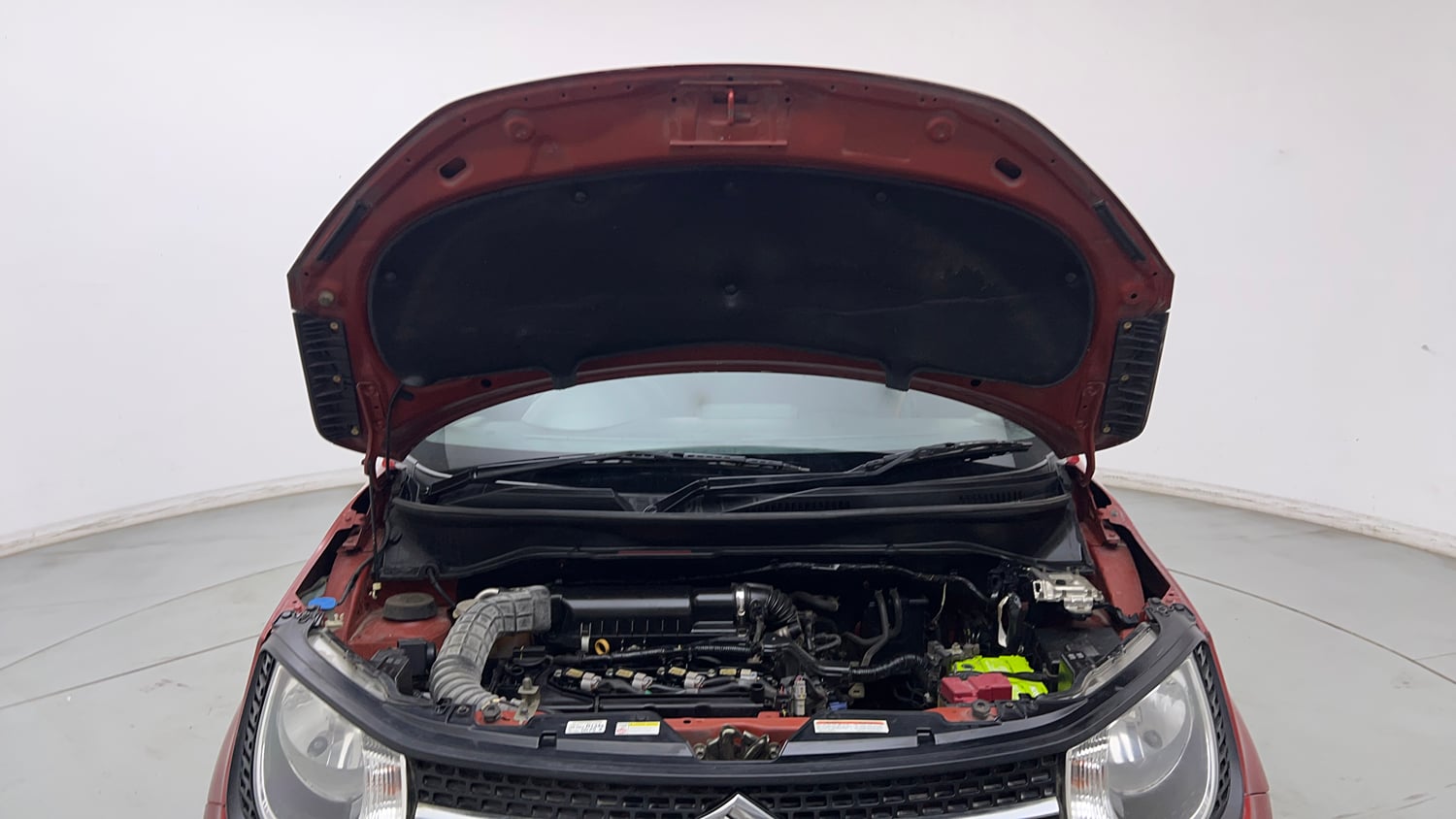 Used 2017 Maruti Suzuki Ignis Delta 1.2 MT Petrol Manual engine ENGINE & BONNET OPEN FRONT VIEW
