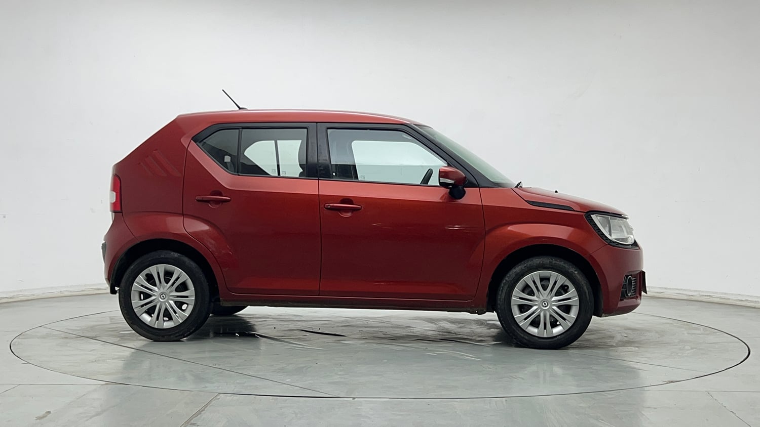 Used 2017 Maruti Suzuki Ignis Delta 1.2 MT Petrol Manual exterior RIGHT SIDE VIEW