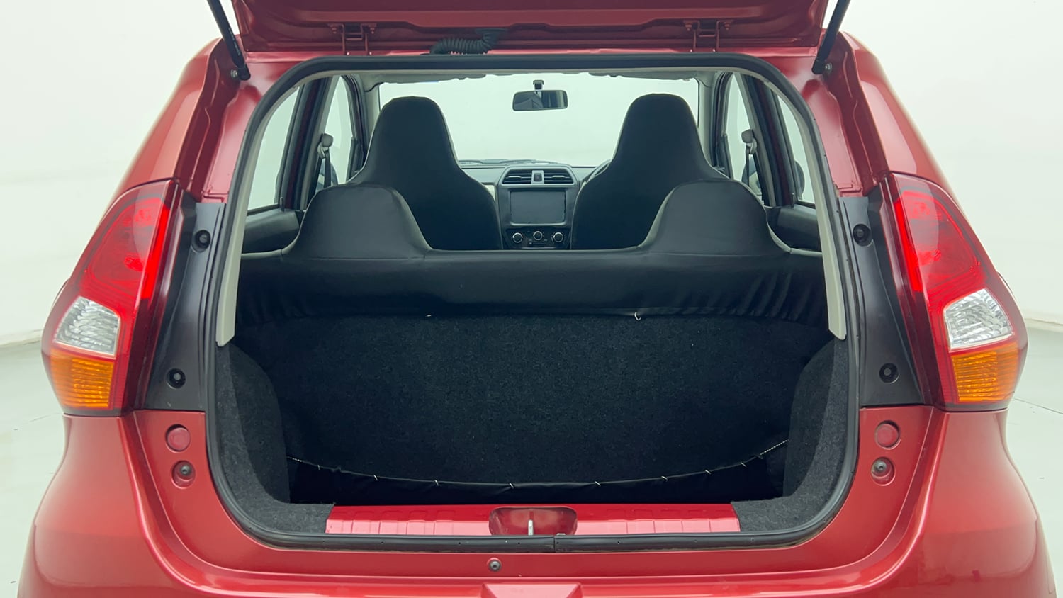 Used 2021 Datsun Redi-GO A Petrol Manual interior DICKY INSIDE VIEW