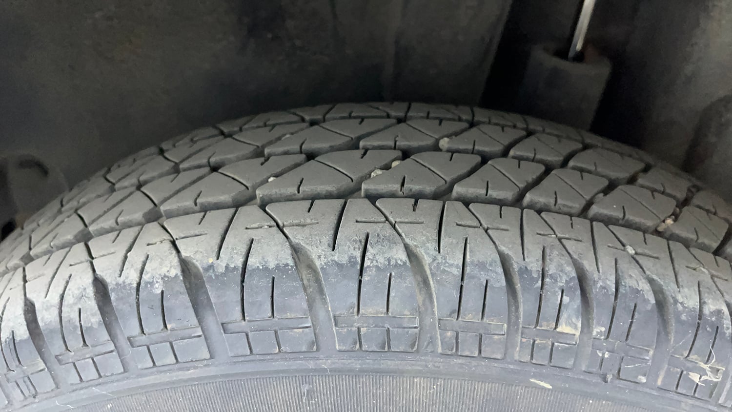 Used 2012 Maruti Suzuki Swift VXi Petrol Manual tyres LEFT REAR TYRE TREAD VIEW