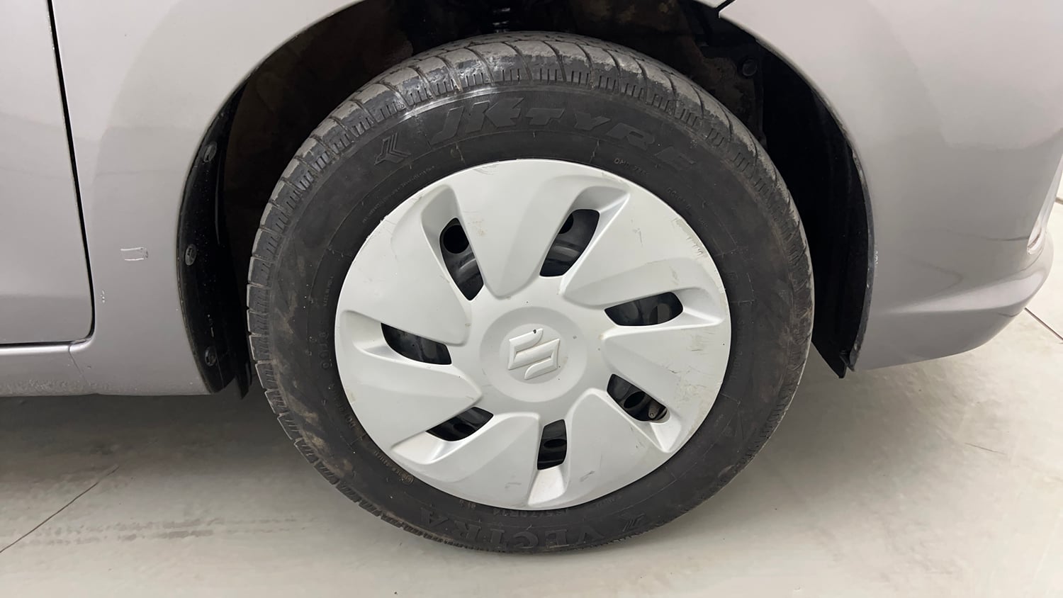 Used 2018 Maruti Suzuki Celerio VXi (O) CNG Cng Manual tyres RIGHT FRONT TYRE RIM VIEW