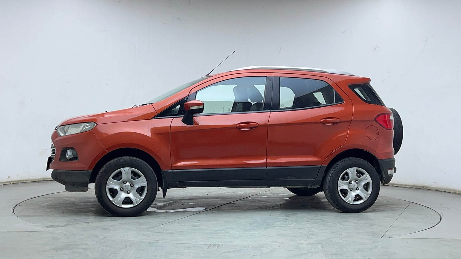 Used 2017 Ford EcoSport Trend+ 1.5L TDCi Diesel Manual exterior LEFT SIDE VIEW