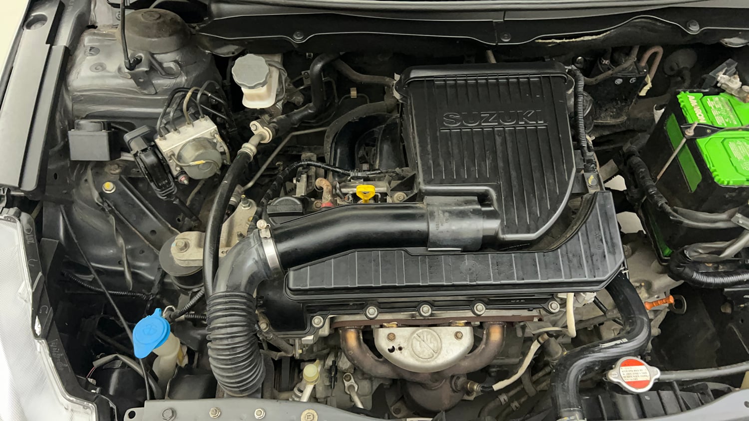 Used 2016 Maruti Suzuki Ciaz ZXi  AT Petrol Automatic engine ENGINE RIGHT SIDE VIEW