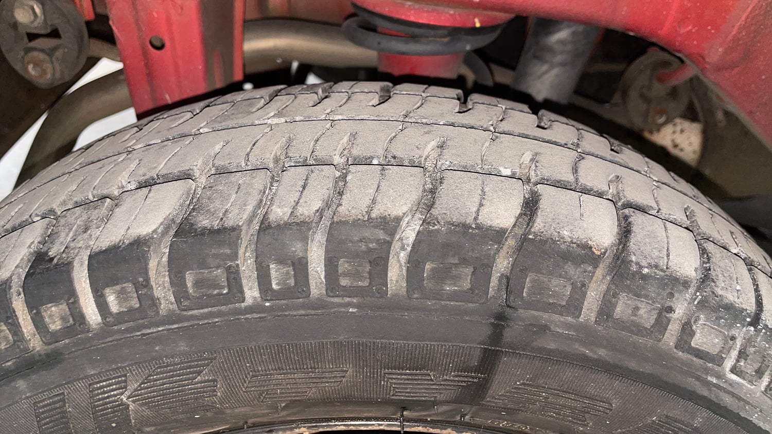 Used 2018 Maruti Suzuki Alto 800 LXi Petrol Manual tyres RIGHT REAR TYRE TREAD VIEW