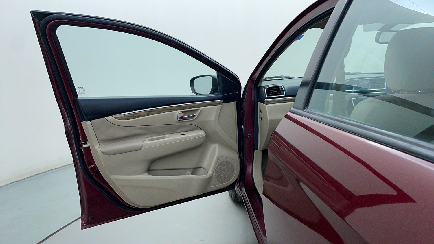 Used 2019 Maruti Suzuki Ciaz Zeta Hybrid 1.5 AT Petrol Automatic interior LEFT FRONT DOOR OPEN VIEW