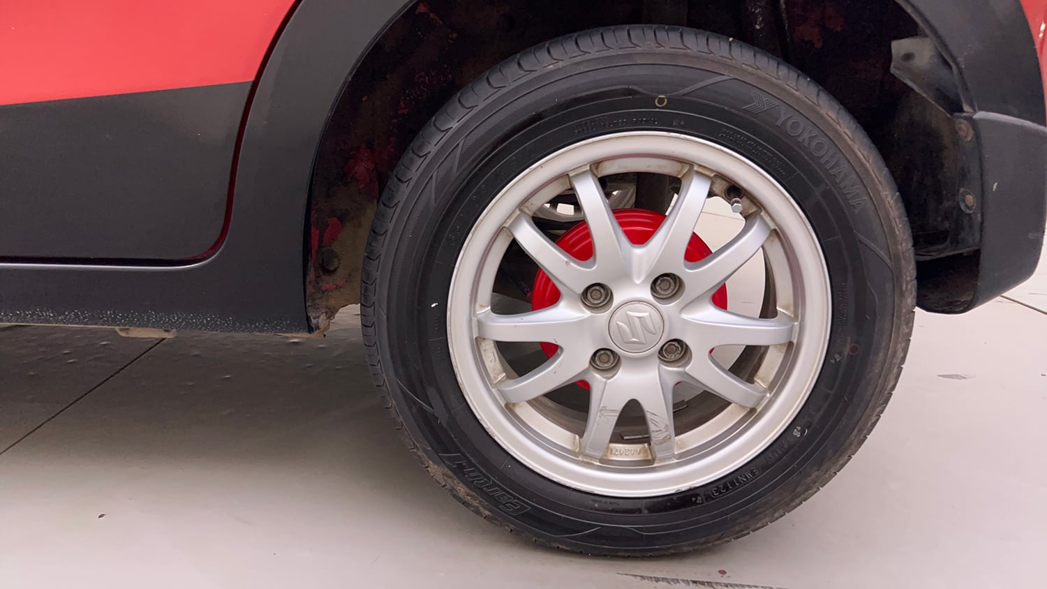 Used 2016 Maruti Suzuki Celerio VXi Petrol Manual tyres LEFT REAR TYRE RIM VIEW