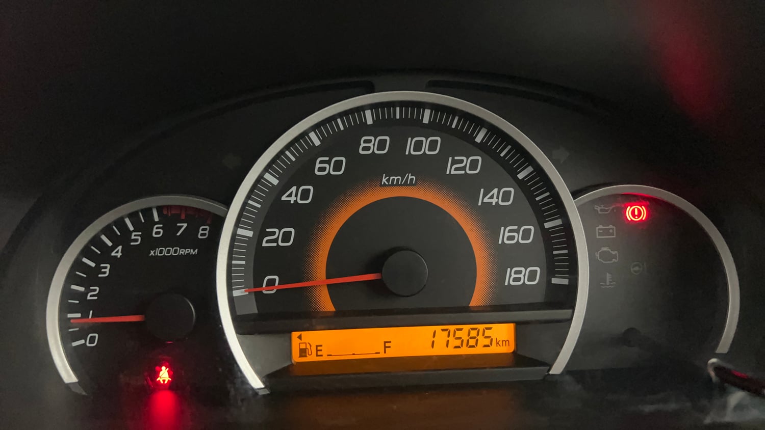 Used 2014 Maruti Suzuki Wagon R VXI Petrol Manual interior CLUSTERMETER VIEW